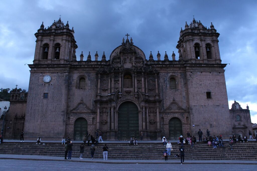 cathedral of cusco on your half day tour